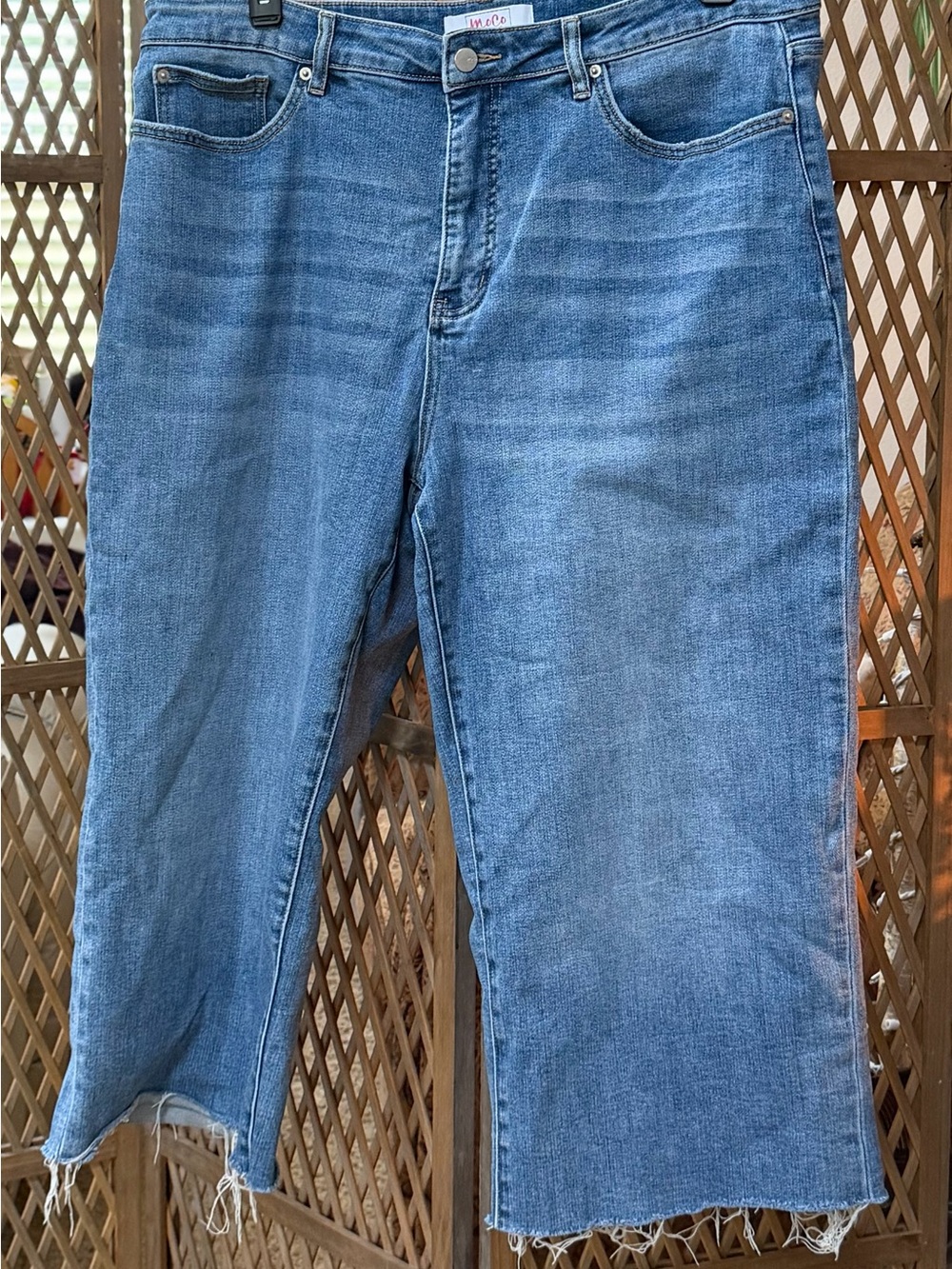 Straight-Leg Women's Jeans in medium wash blue
